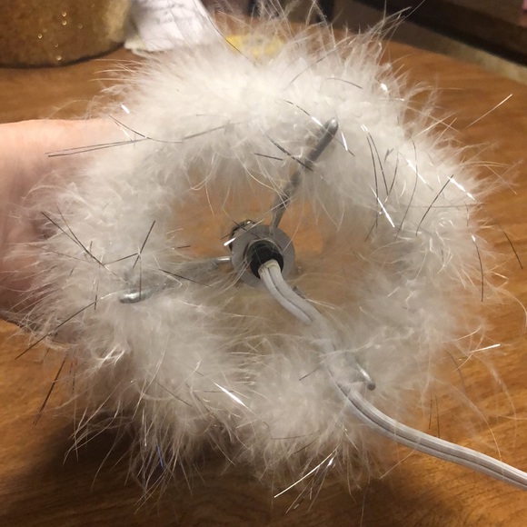 Pretty White Feathers Crackled Silver Table Top Plug in Lamp! - Picture 5 of 14